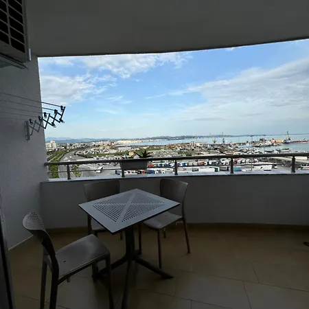 Port View 1 Apartament